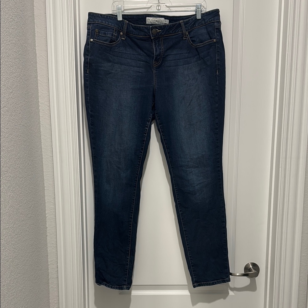Torrid Blue Skinny Jeans medium wash - 18